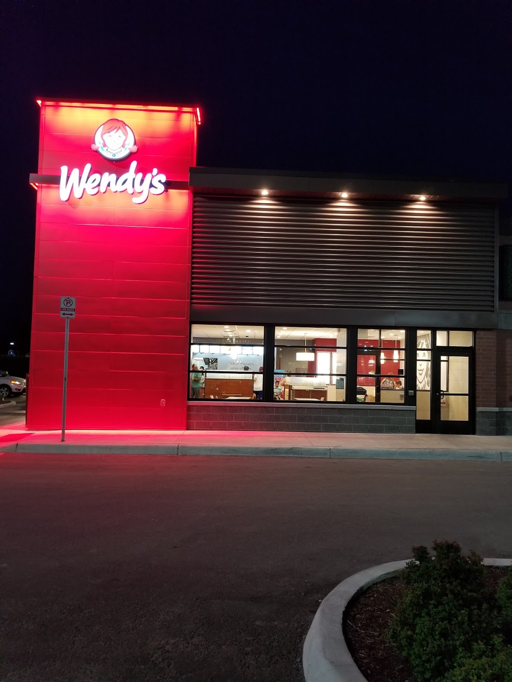 Wendys | 1371 Beaverbrook Ave, London, ON N6H 1K9, Canada | Phone: (519) 204-2207