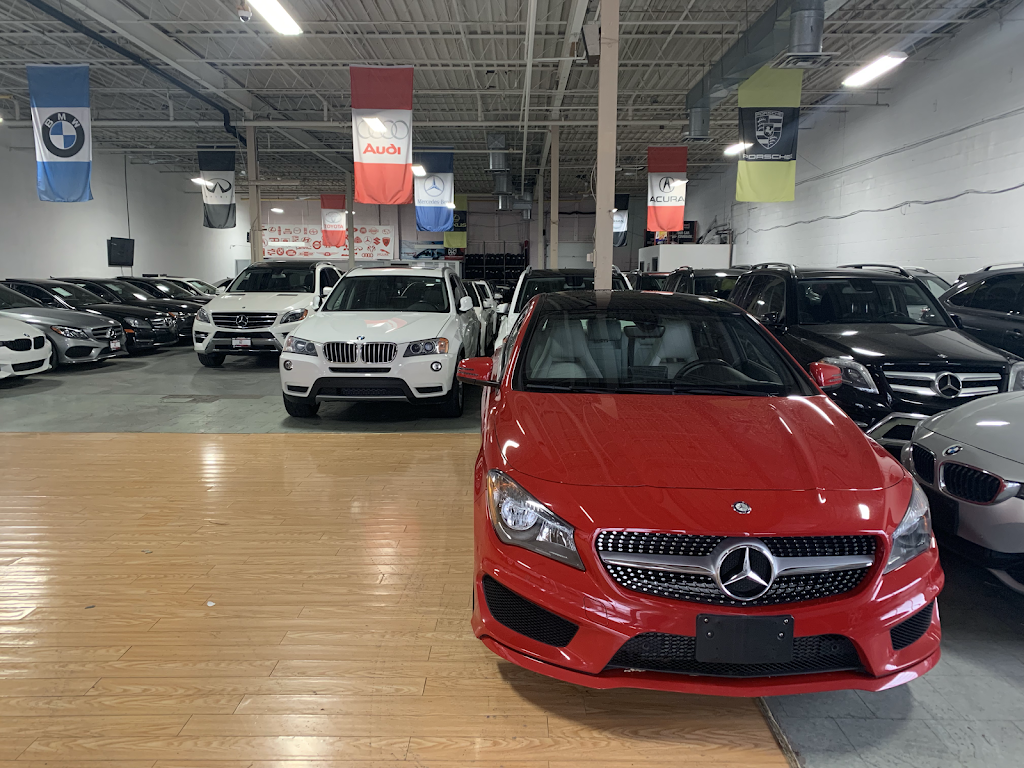 AutoPluto | 5385 Steeles Ave W #3, North York, ON M9L 1R6, Canada | Phone: (647) 556-6000