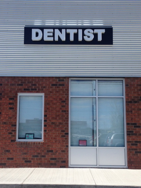 Dentistry @ Arnprior | 375 Daniel St S, Arnprior, ON K7S 3K6, Canada | Phone: (613) 623-7100