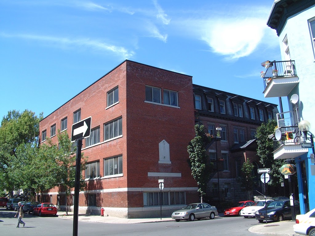Atelier habitation Montréal | 55 Mont-Royal Ave Ouest, bur 300, Montréal, QC H2T 2S6, Canada | Phone: (514) 270-8488