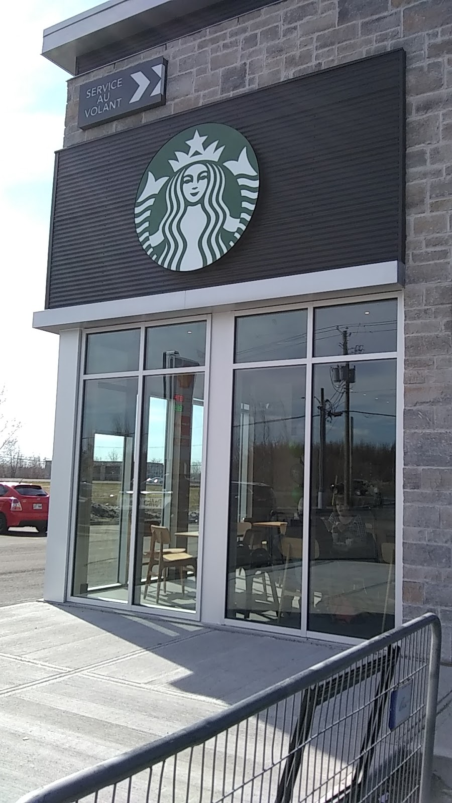 Starbucks | 390 Rue Laurier D, Saint-Apollinaire, QC G0S 2E0, Canada | Phone: (418) 559-9510