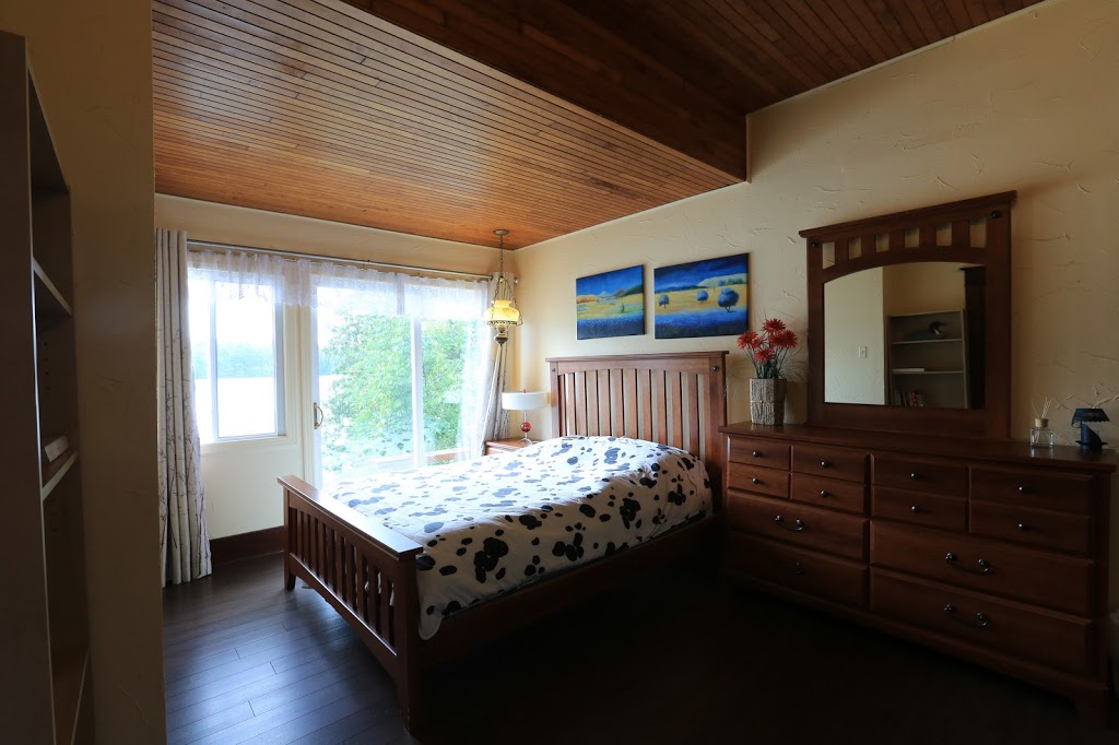 Melody Lodge | 4328 Melody Lodge Lane, South Frontenac, ON K0H, Canada | Phone: (613) 387-3497