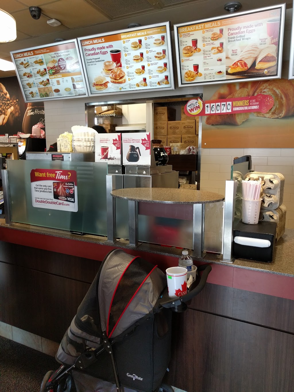 Tim Hortons | 200 Barton St E, Hamilton, ON L8L 2W8, Canada | Phone: (905) 527-4340