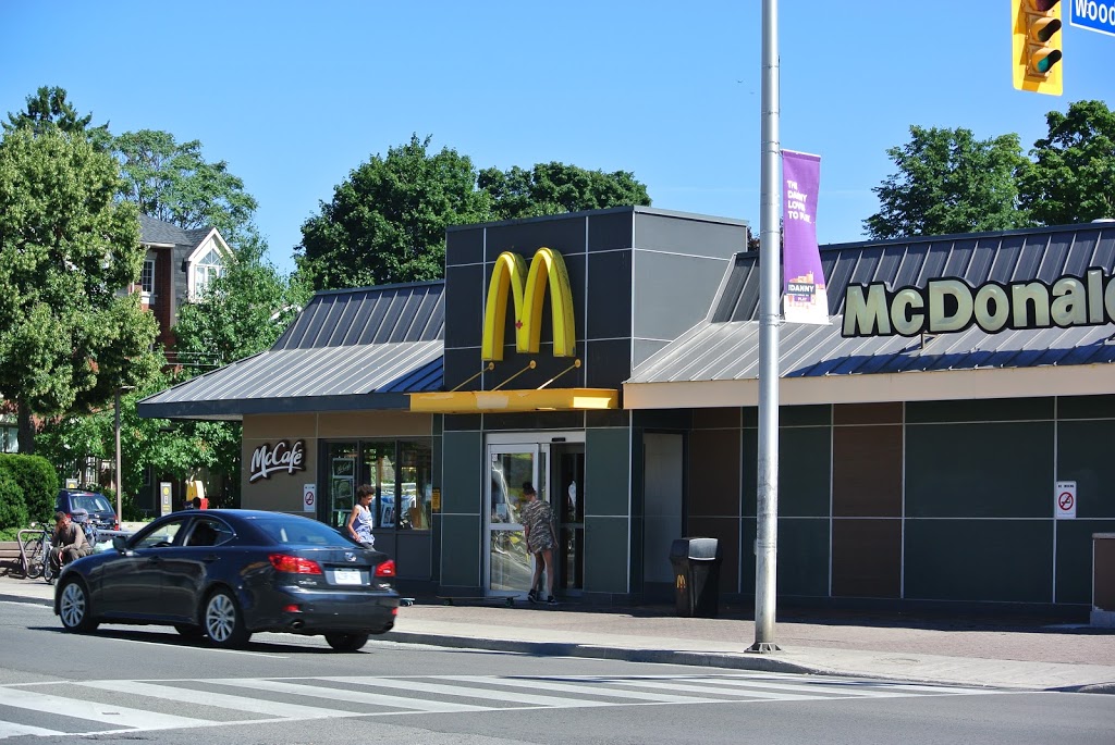 McDonalds | 1735 Danforth Ave, Toronto, ON M4C 1H9, Canada | Phone: (416) 691-9364