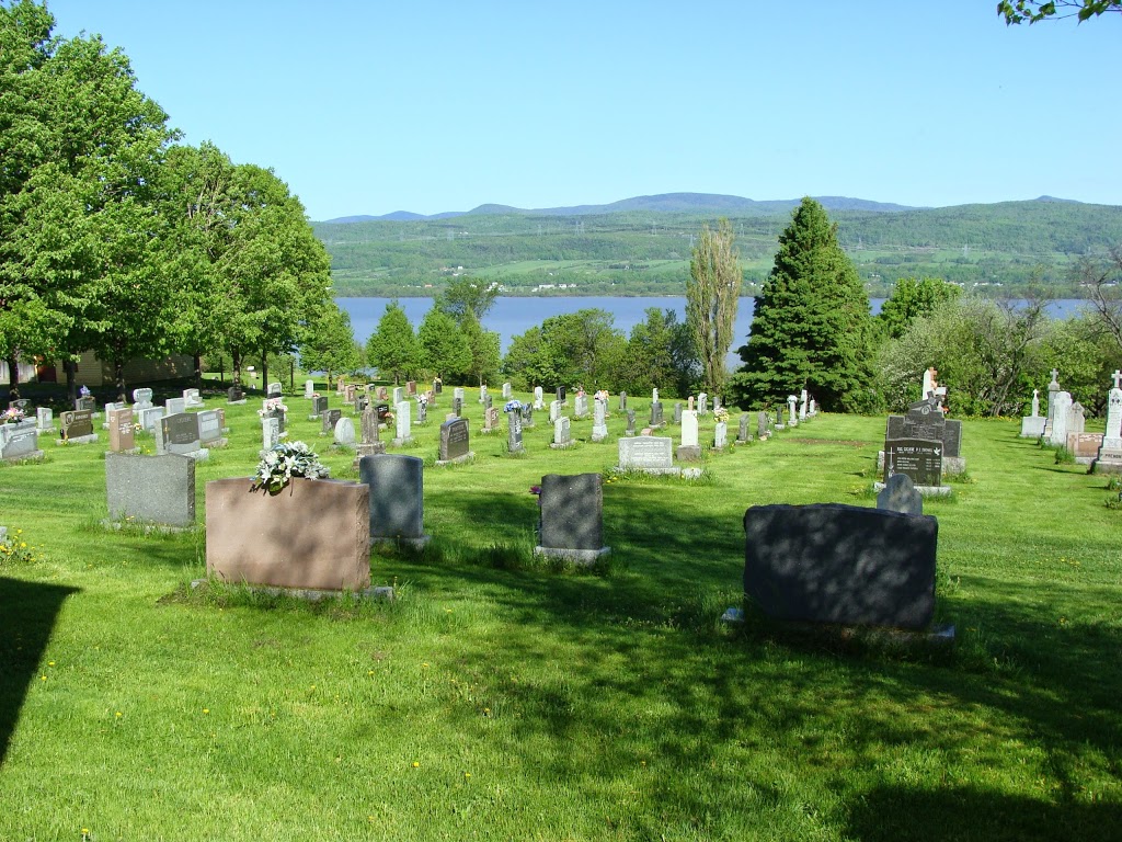 Église Sainte-Famile-de-lîle-dOrléans | 3894 Chemin Royal, Sainte-Famille, QC G0A 3P0, Canada