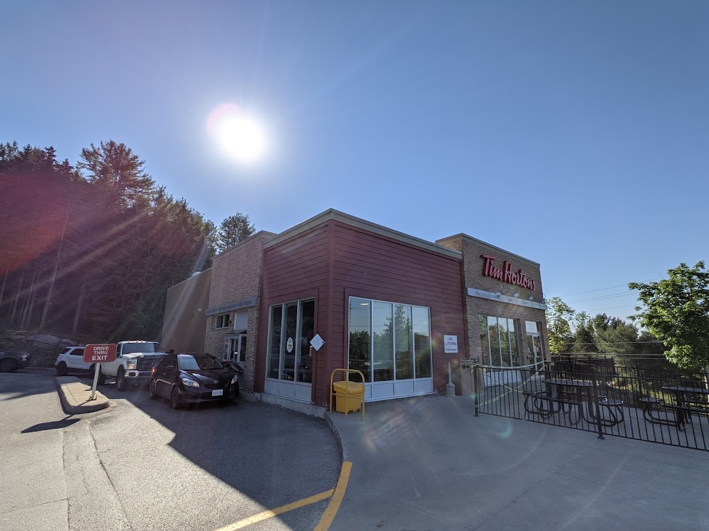 Tim Hortons | 5003 Haliburton County Rd 21, Haliburton, ON K0M 1S0, Canada | Phone: (705) 457-2002