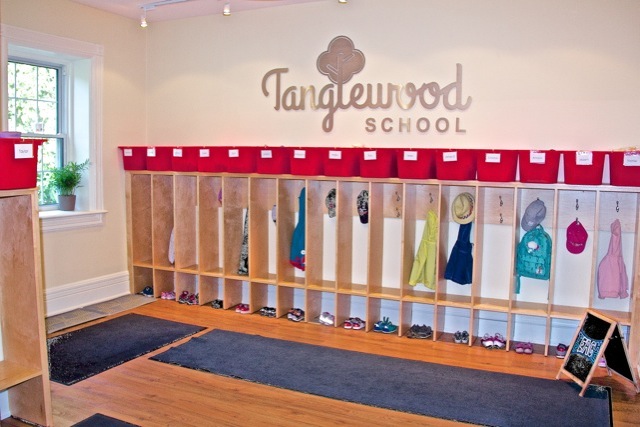 Tanglewood School | 1072 Tanglewood Ct, Oakville, ON L6L 5H7, Canada | Phone: (905) 849-3614