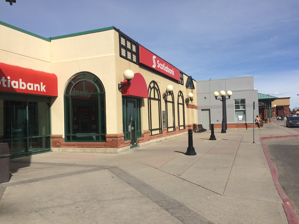 Scotiabank | 8120 Beddington Blvd NW, Calgary, AB T3K 2A8, Canada | Phone: (403) 221-6896