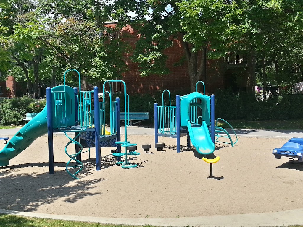 Parc Bélanger | Rue Gohier, Montréal, QC H4L 2A1, Canada | Phone: (514) 855-6124