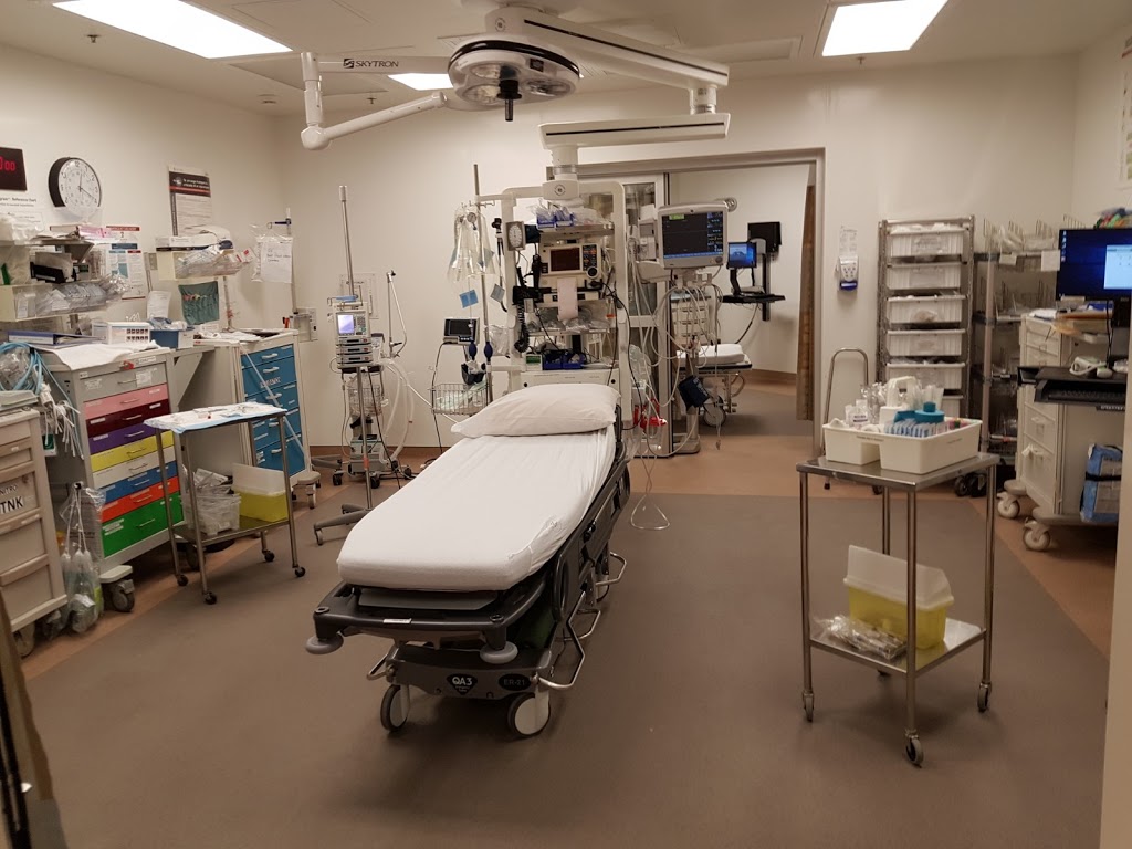 Bethesda Regional Health Centre: Emergency Department | 316 Henry St, Steinbach, MB R5G 0P9, Canada | Phone: (204) 326-6411