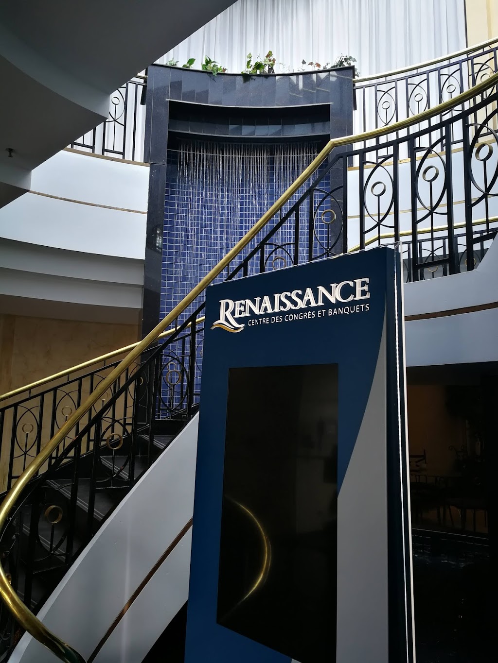 Renaissance | 7550 Boul Henri-Bourassa E, Montréal, QC H1E 1P2, Canada | Phone: (514) 352-1818