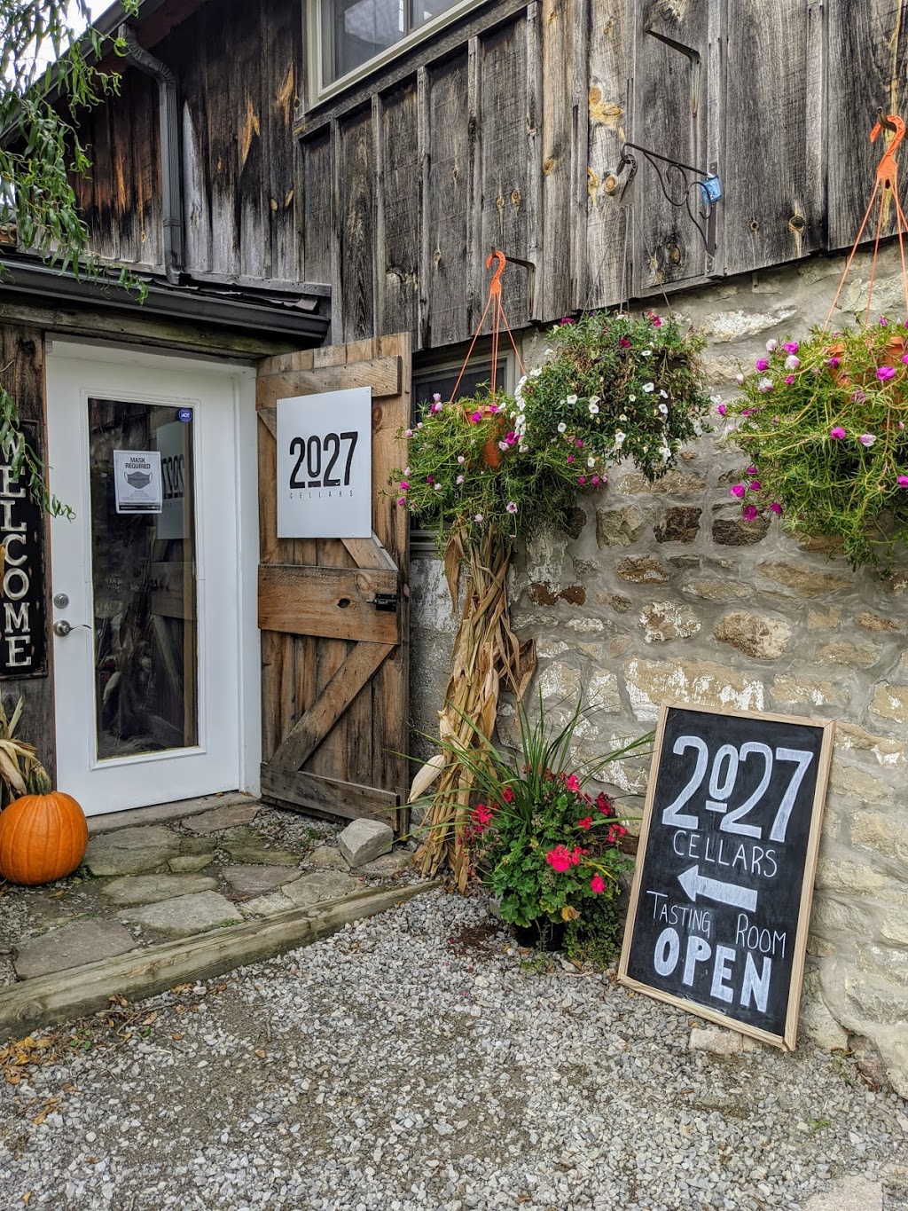 2027 Cellars | 3100 Glen Rd, Jordan Station, ON L0R 1S0, Canada | Phone: (905) 562-5050