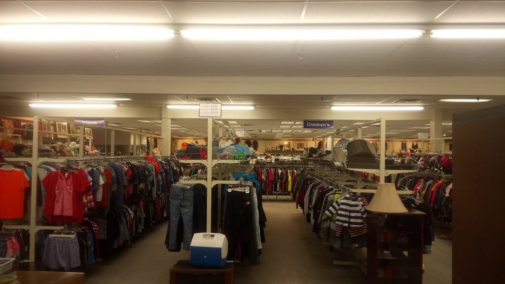 Goodwill Store | 495 Welland Ave, St. Catharines, ON L2M 5V9, Canada | Phone: (905) 684-7741