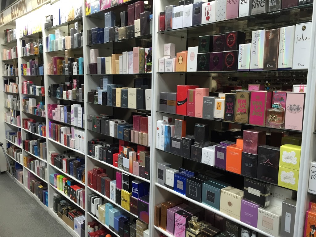 Parfum Inn | 7094A Rue St-Hubert, Montréal, QC H2S 2M9, Canada | Phone: (514) 903-5142