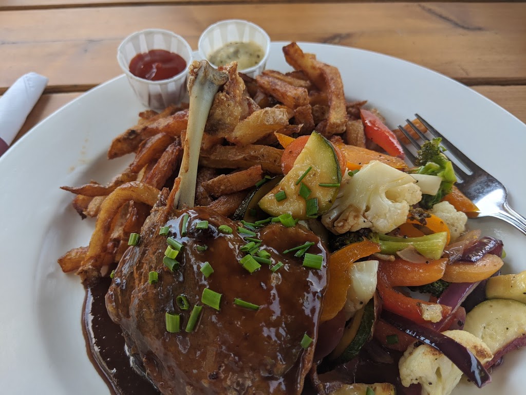 Restaurant La Fine Gueule | 300 Rue Principale, Cowansville, QC J2K 1J3, Canada | Phone: (450) 260-1176