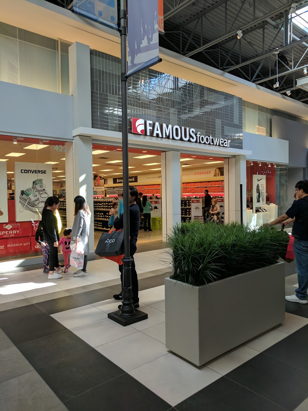 Famous Footwear Outlet | 5000 Canoe Pass Way, Tsawwassen, BC V4M 0B3, Canada | Phone: (604) 948-2524