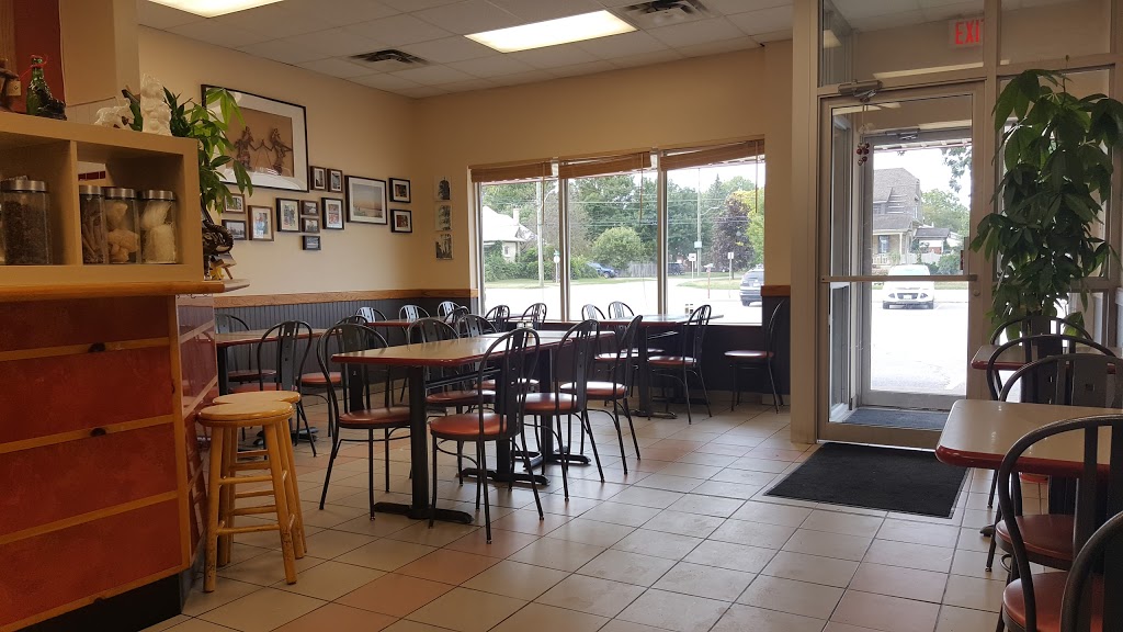 Banh Mi Shop | 380 Albert St, Strathroy, ON N7G 1W7, Canada | Phone: (519) 205-8800