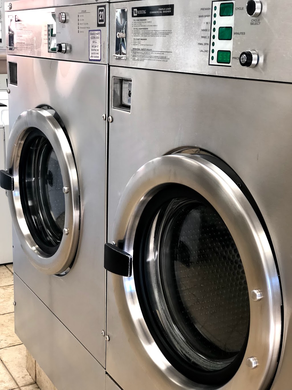 CherryHill Laundromat | 860 Tower St S, Fergus, ON N1M 3N7, Canada | Phone: (519) 803-8674