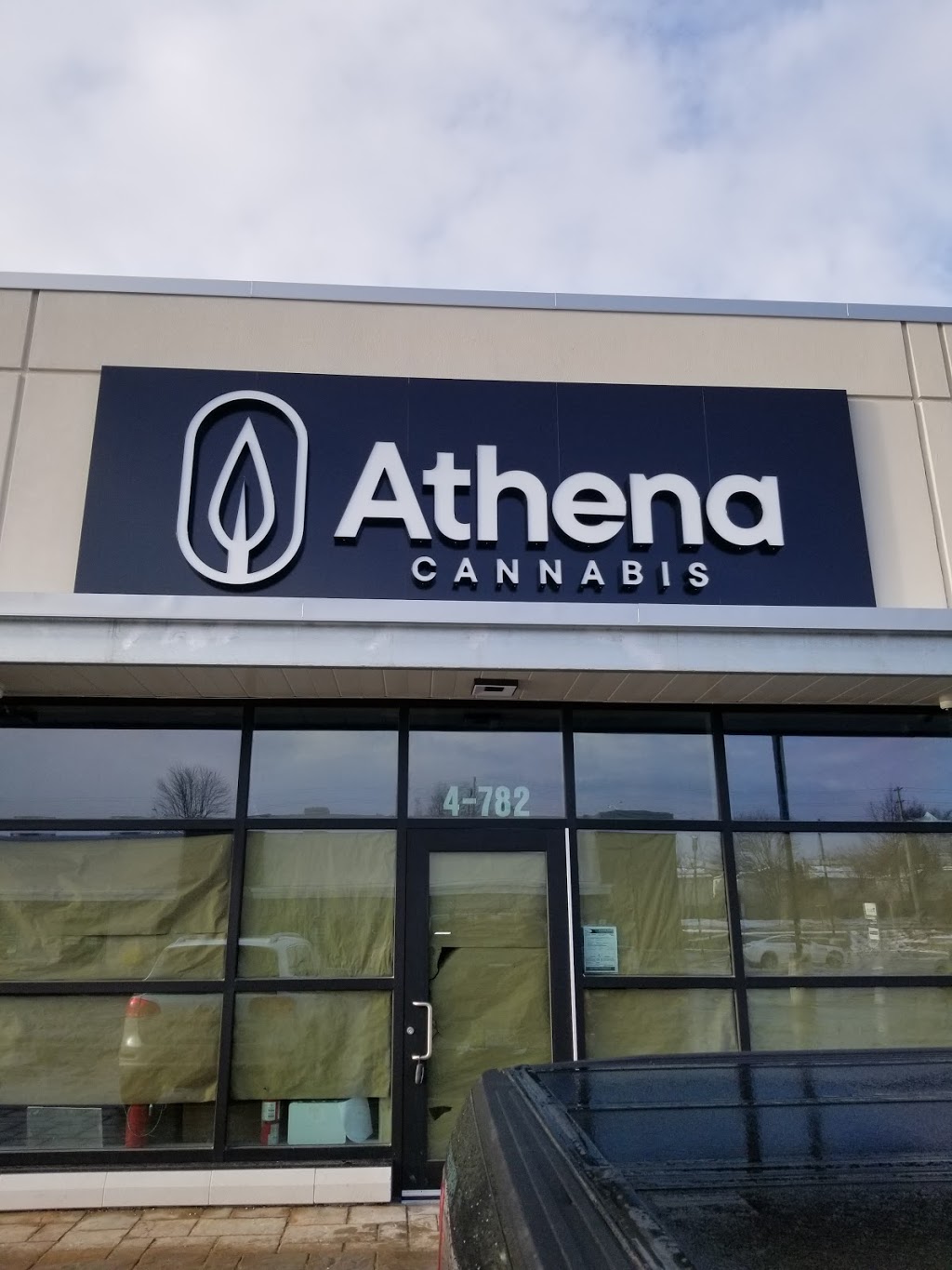 Athena Cannabis | 782 Eagleson Rd Unit 4, Ottawa, ON K2M 0N2, Canada | Phone: (613) 595-1420