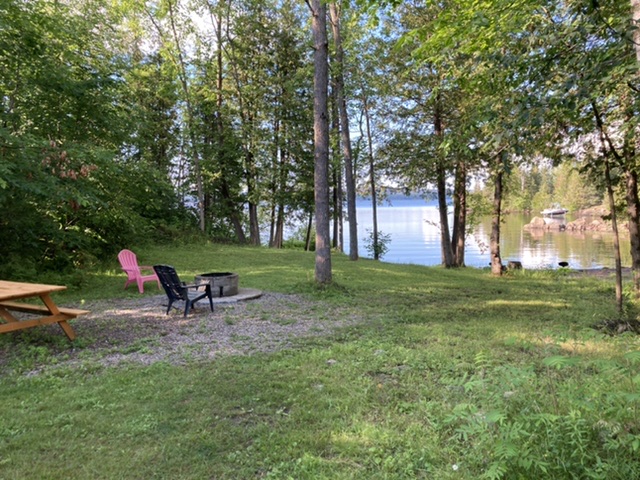 Lakepoint Cottage Resort on Golden Lake | 42 Nien Mar, John Foy Ln, Killaloe, ON K0J 2A0, Canada | Phone: (613) 889-0592