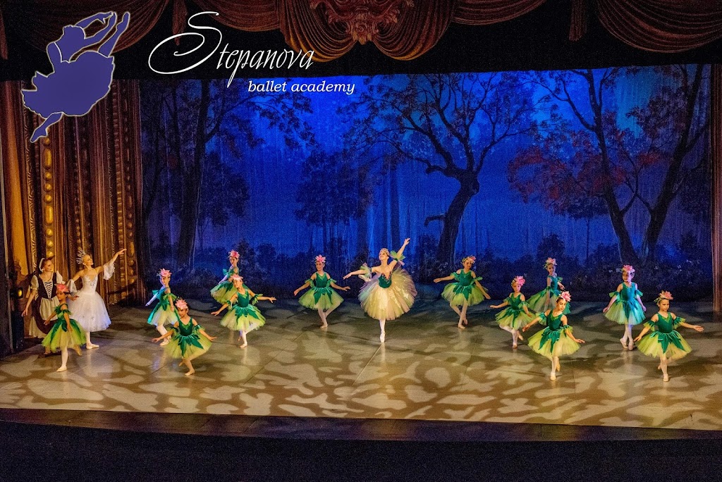 Stepanova Ballet Academy Inc. | 85 Glen Cameron Rd, Thornhill, ON L3T 1N8, Canada | Phone: (905) 731-3808