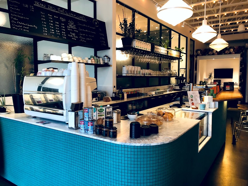 Théo Café | 1490 Ch. de Chambly, Longueuil, QC J4J 3X3, Canada | Phone: (450) 332-1411