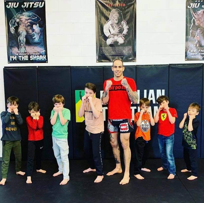 Lv Jiujitsu - Kickboxing | 3110 Rue Bernard-Pilon, Saint-Mathieu-de-Beloeil, QC J3G 4S5, Canada | Phone: (514) 966-2822