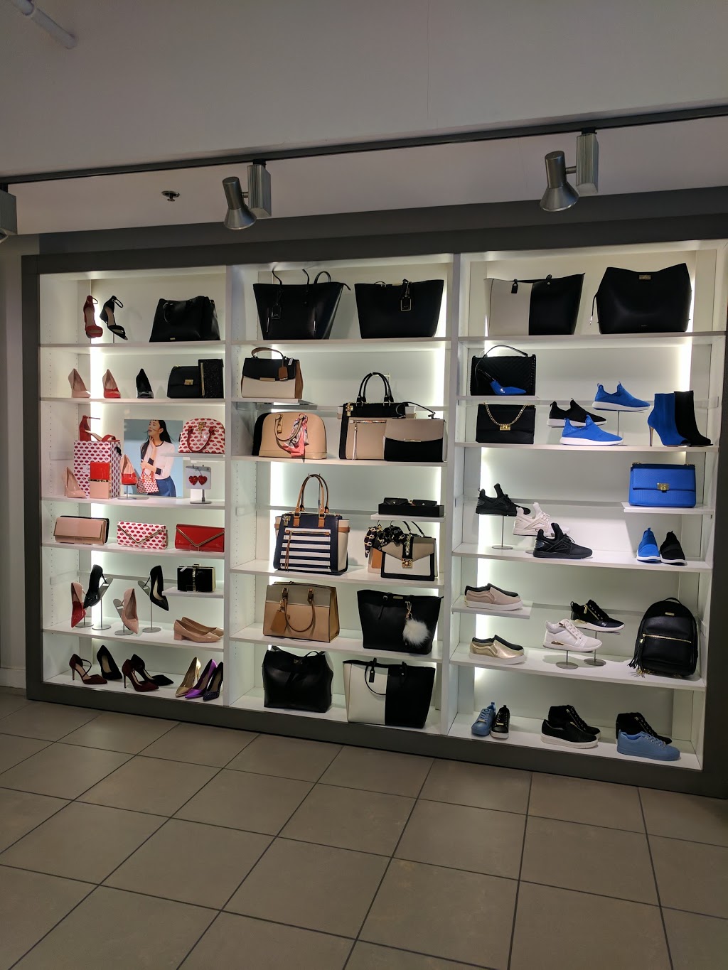 Aldo | 349 Queen St W, Toronto, ON M5V 2A4, Canada | Phone: (416) 340-9882