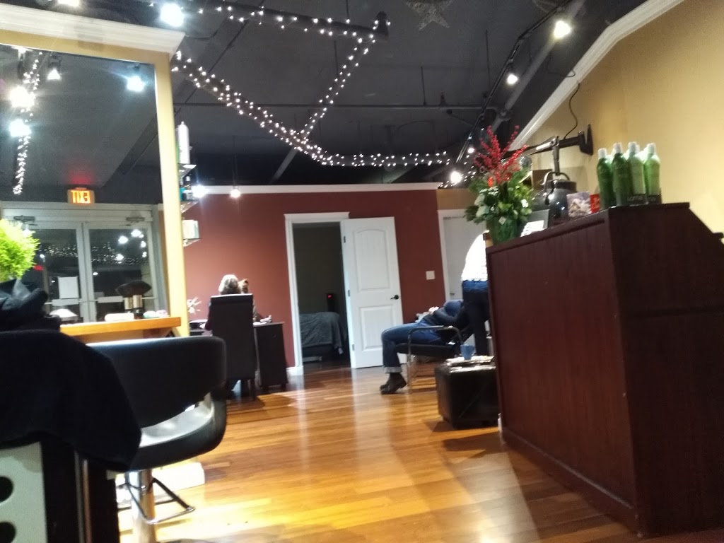 Blown Away Salon & Spa | 40775 Tantalus Rd, Squamish, BC V8B 0N2, Canada | Phone: (604) 898-4908