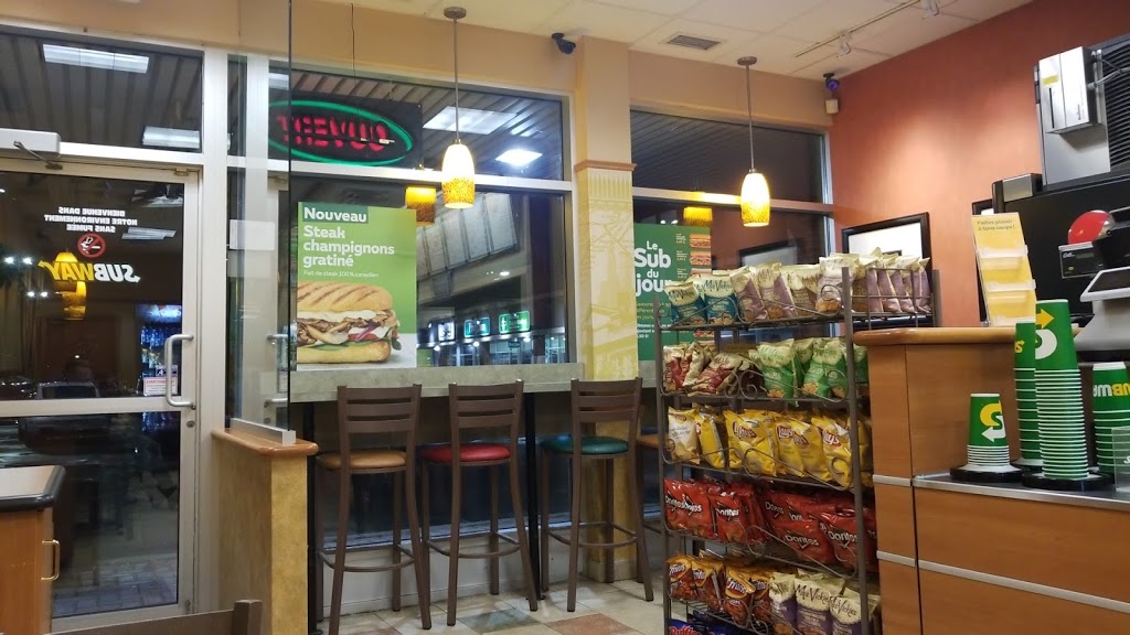 Subway | 90 Rue Morgan Unité 13, Baie-dUrfé, QC H9X 3A8, Canada | Phone: (514) 457-2882