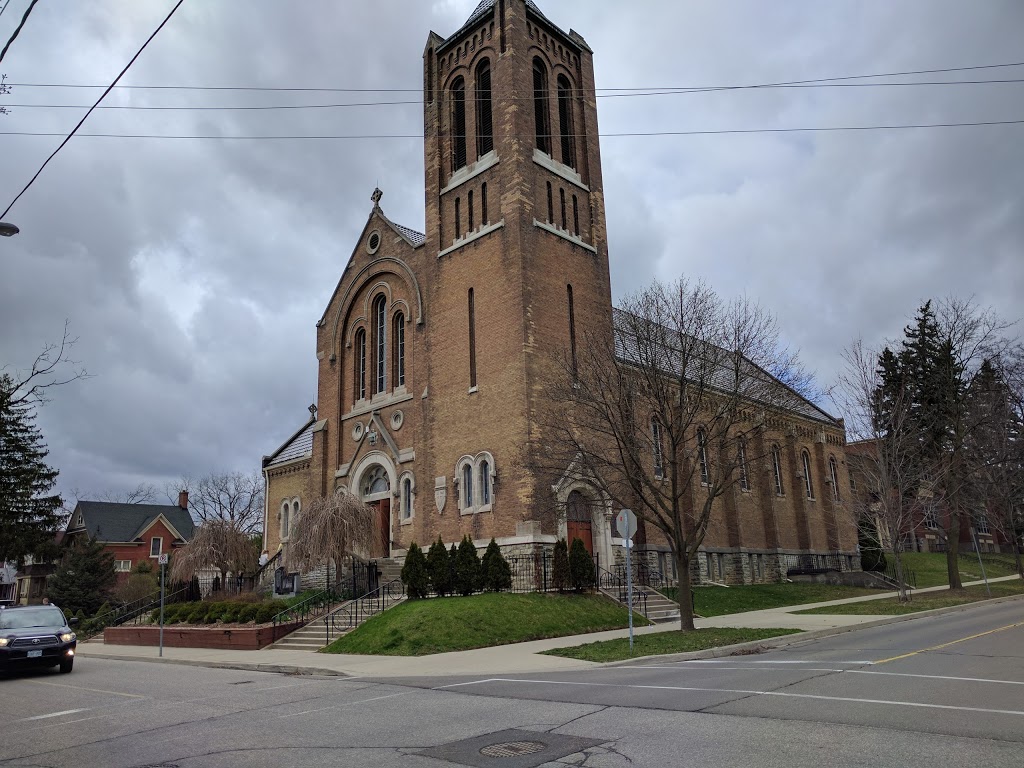 Sacred Heart Church | 66 Shanley St, Kitchener, ON N2H 5N9, Canada | Phone: (519) 742-5831