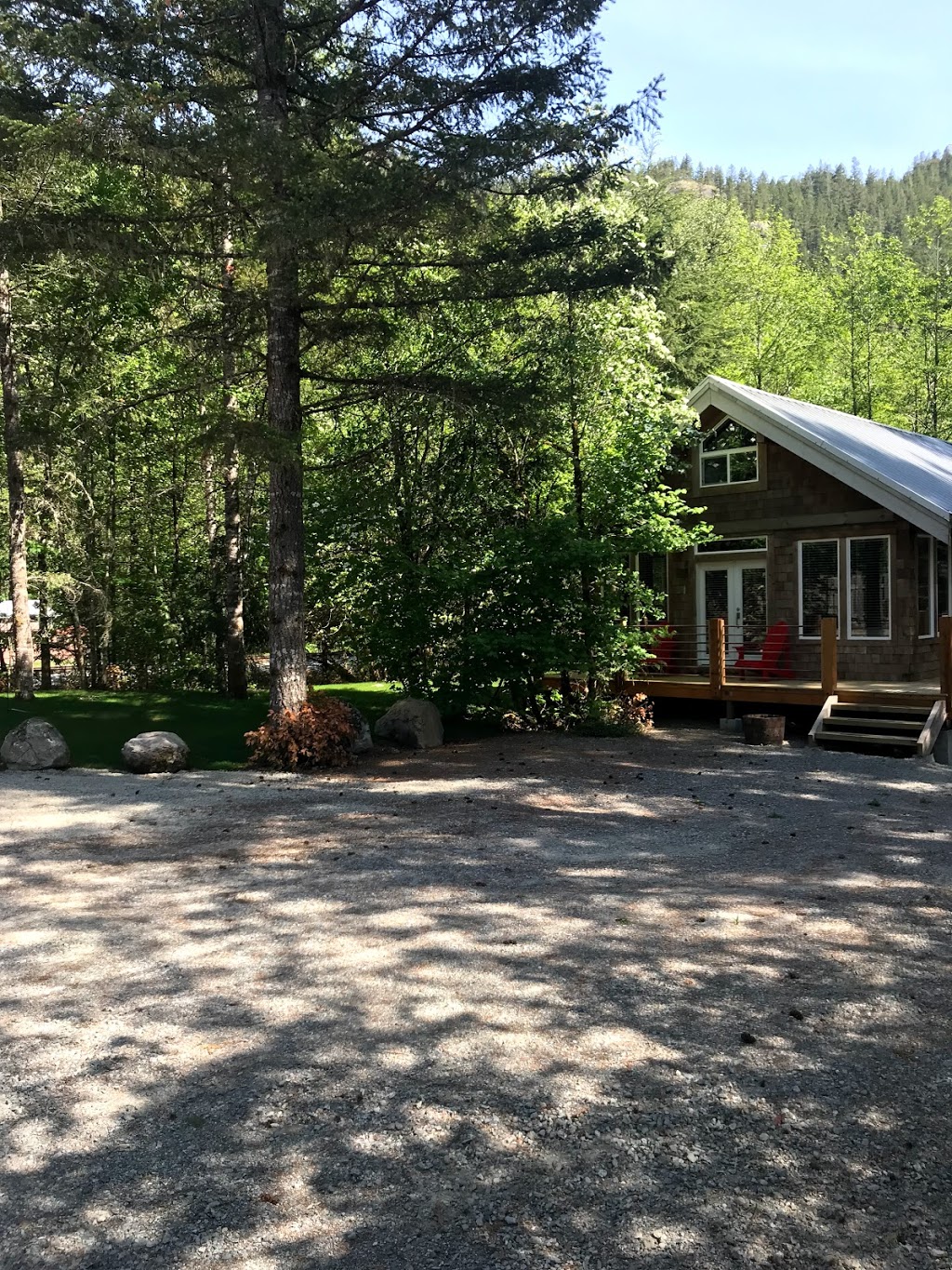 Paradise Valley Campground | 3520 Paradise Valley Rd, Garibaldi Highlands, BC V0N 1T0, Canada | Phone: (604) 898-1486
