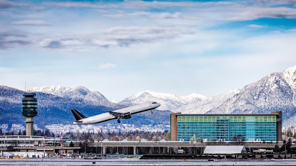 Fairmont Vancouver Airport | 3111 Grant McConachie Way, Richmond, BC V7B 0A6, Canada | Phone: (604) 207-5200