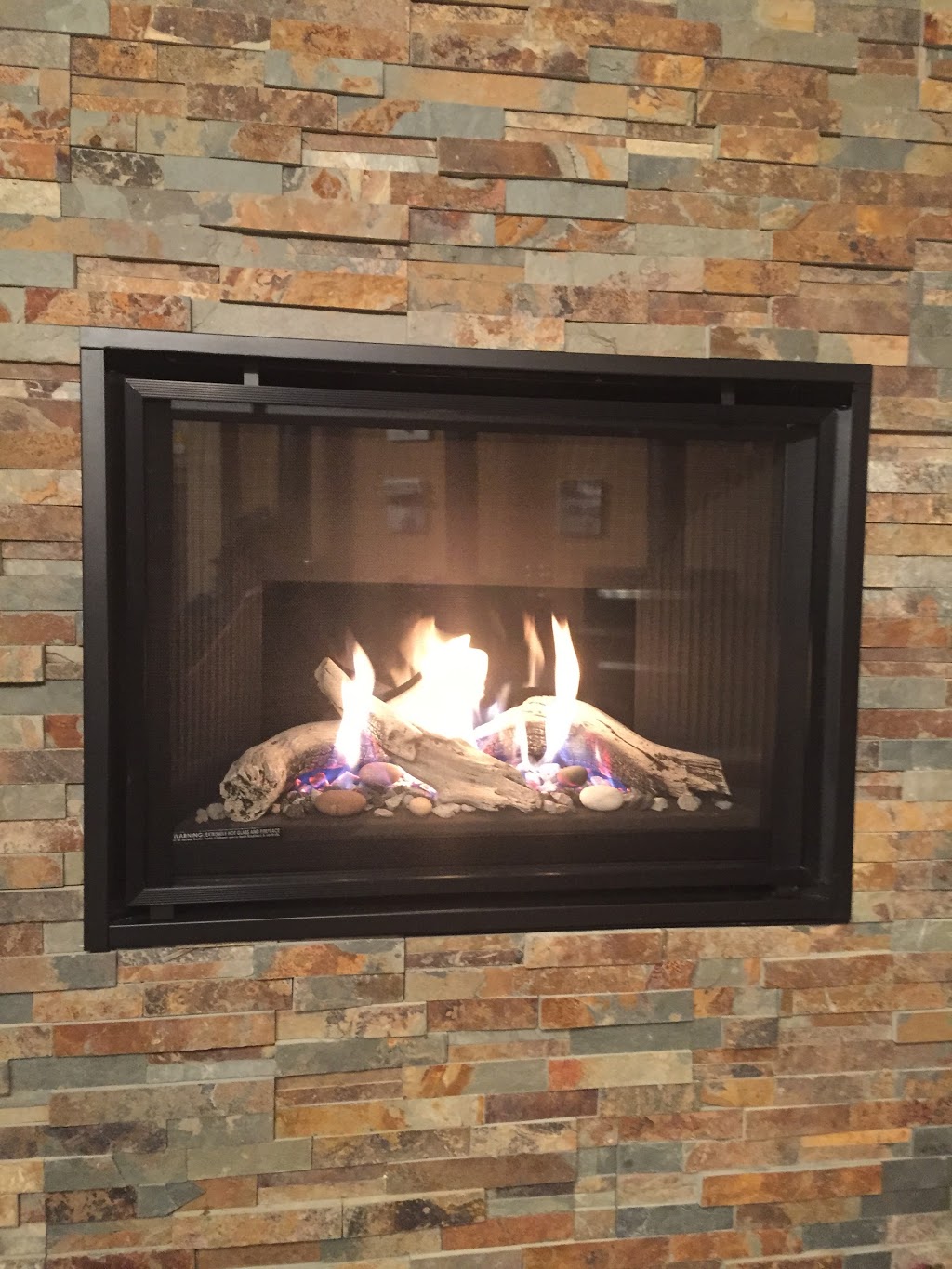 A Village Fireplace Shop | 623 Broadway St, Wyoming, ON N0N 1T0, Canada | Phone: (519) 845-9915