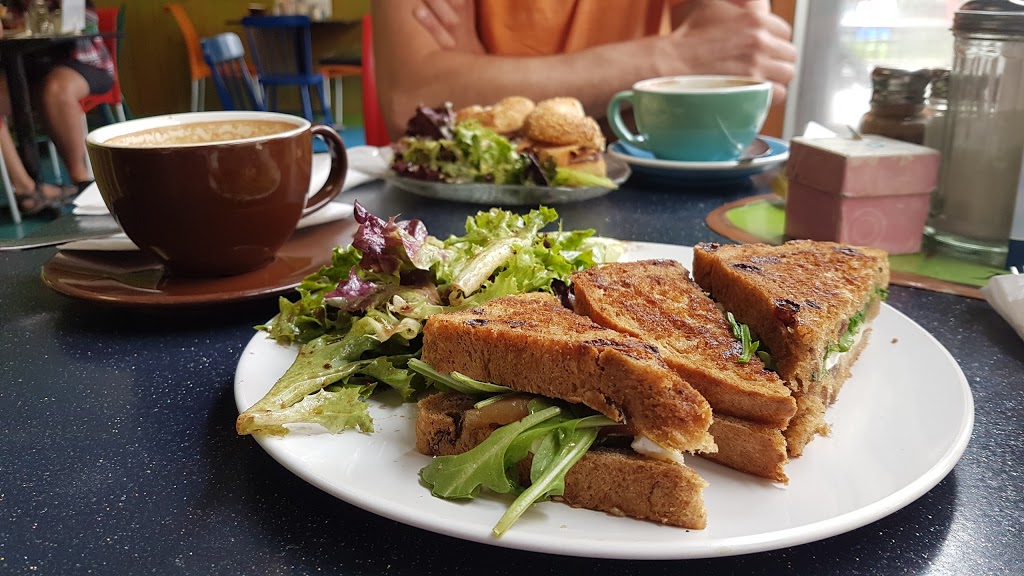 The Kiwi Cafe | 19 Pleasant St, Chester, NS B0J 1J0, Canada | Phone: (902) 275-1492