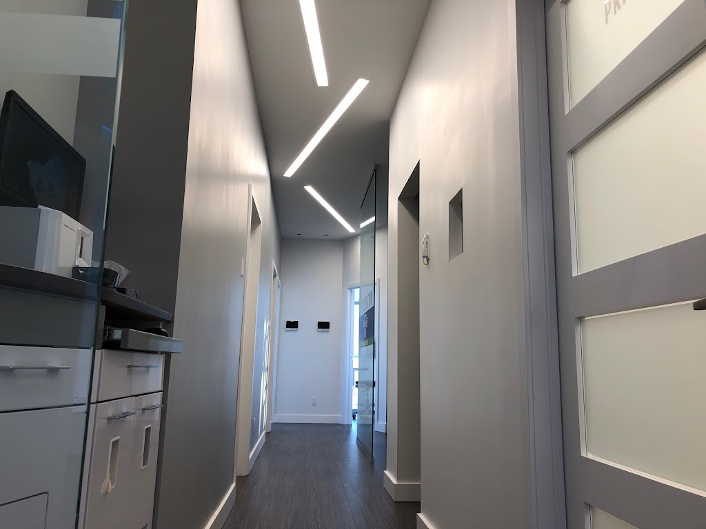 Clinique Dentaire Lumident - Dentiste Fabreville | 441 Bd du Curé-Labelle, Fabreville, QC H7P 2P3, Canada | Phone: (450) 667-1200