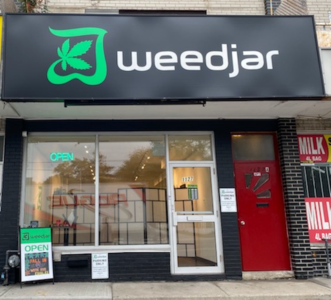 Weedjar - Broadview | 1127B Broadview Ave, East York, ON M4K 2S6, Canada | Phone: (416) 519-2706