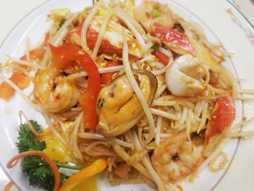 Delices Du Cambodge | 991 Boulevard Gilles Villeneuve, Berthierville, QC J0K 1A0, Canada | Phone: (450) 836-7272