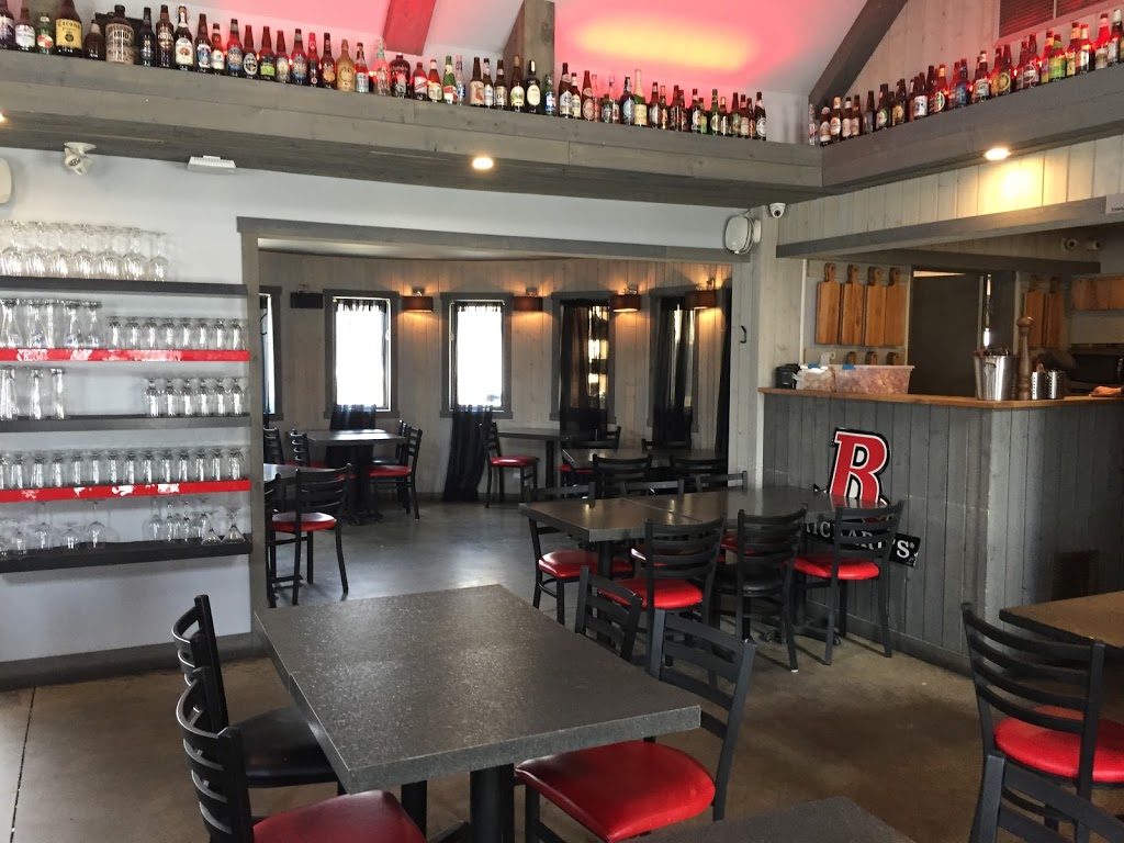 La Chapelle | 719 Boulevard Saint-Jean-Baptiste, Mercier, QC J6R 1G3, Canada | Phone: (450) 691-4111