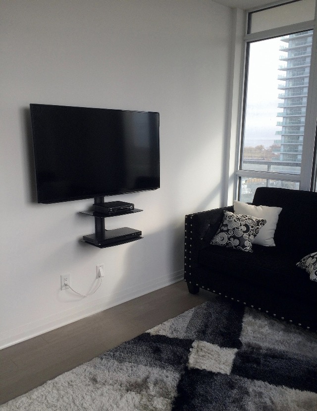 GTA TV Wall Mounting | 111 Inverlochy Blvd unit.903, Thornhill, ON L3T 3R7, Canada | Phone: (647) 839-5215