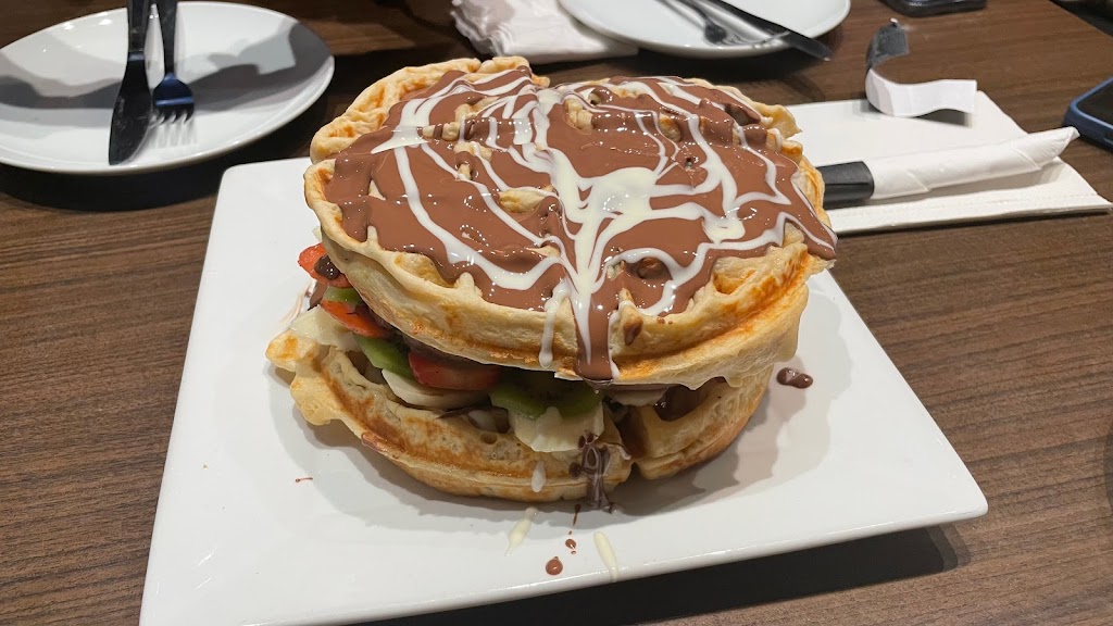 Chocoland Cafe | 113-237 8 Ave SE, Calgary, AB T2G 5C3, Canada | Phone: (825) 210-9596