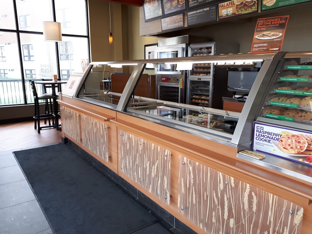 Subway | Building # 7 Unit # 7A, 3490 Schmon Pkwy, Thorold, ON L2V 0C4, Canada | Phone: (905) 641-0660