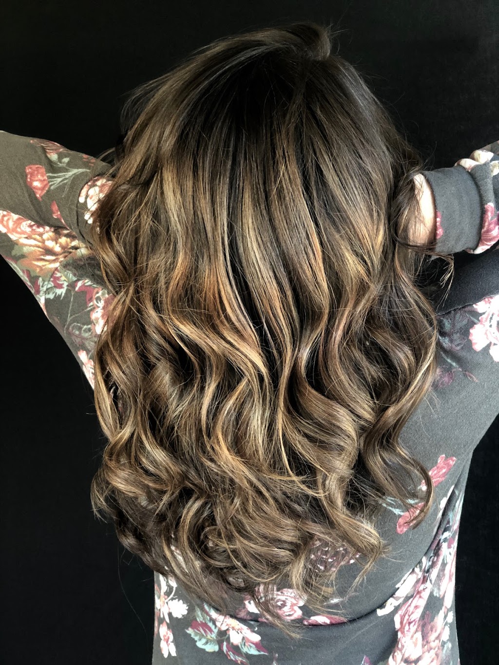 Rustic Roots Hair Studio | 6631 Sooke Rd, Sooke, BC V9Z 0A3, Canada | Phone: (250) 732-3831