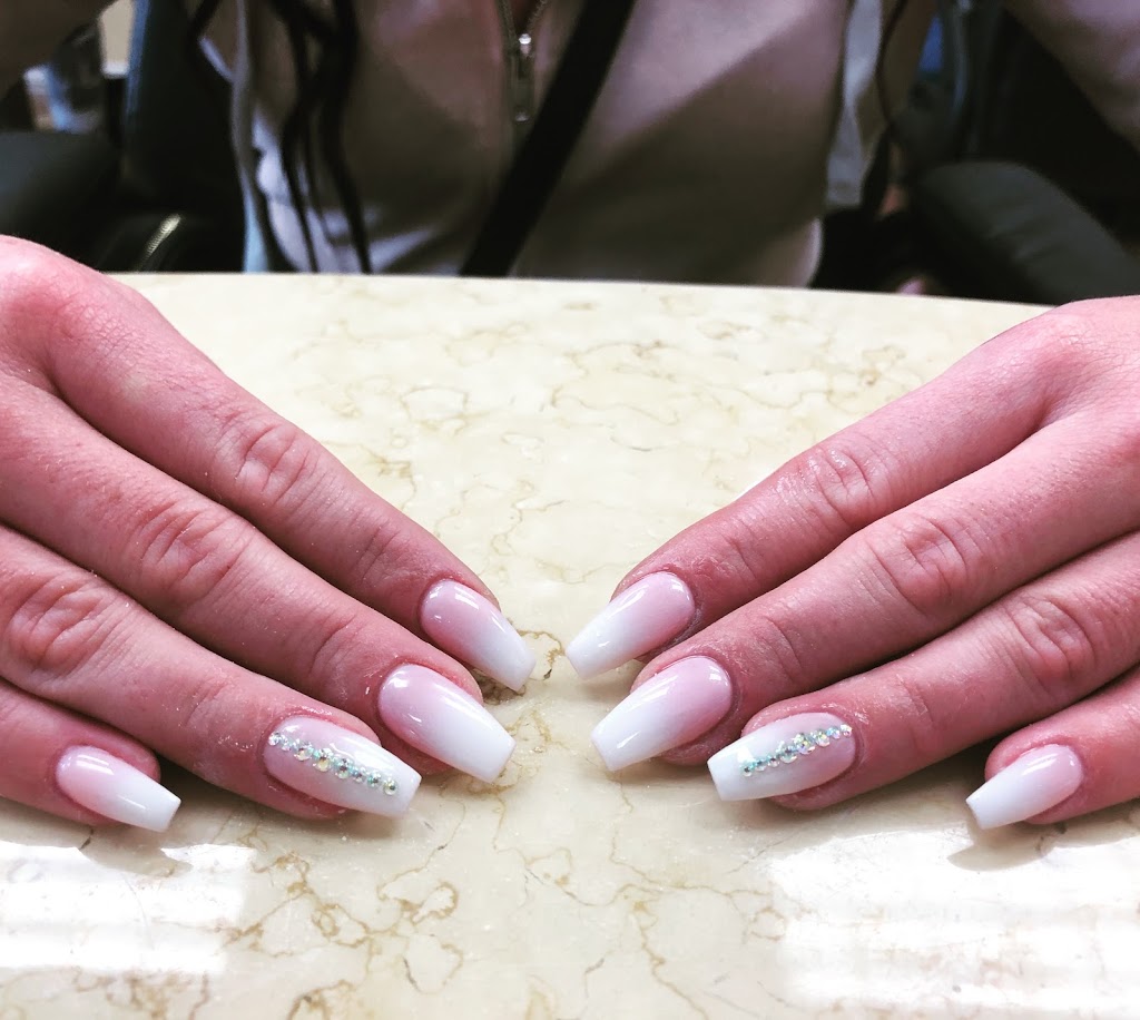 Nailicious | 880 Upper Wentworth St, Hamilton, ON L9A 5H2, Canada | Phone: (905) 538-8300