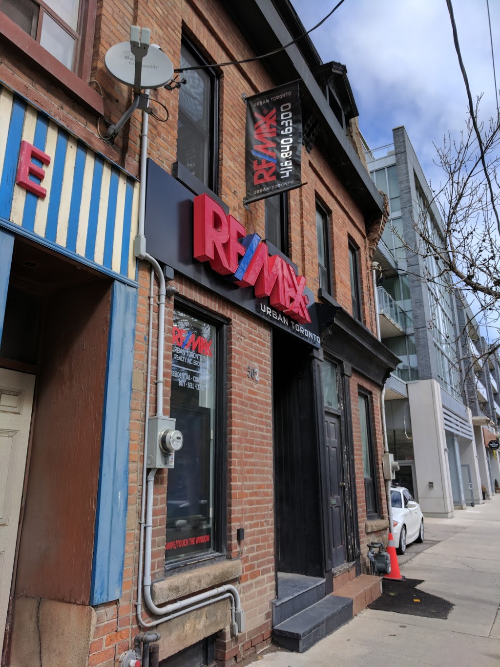 RE/MAX URBAN TORONTO TEAM REALTY INC. | 502 King St E, Toronto, ON M5A 1M1, Canada | Phone: (416) 840-6300