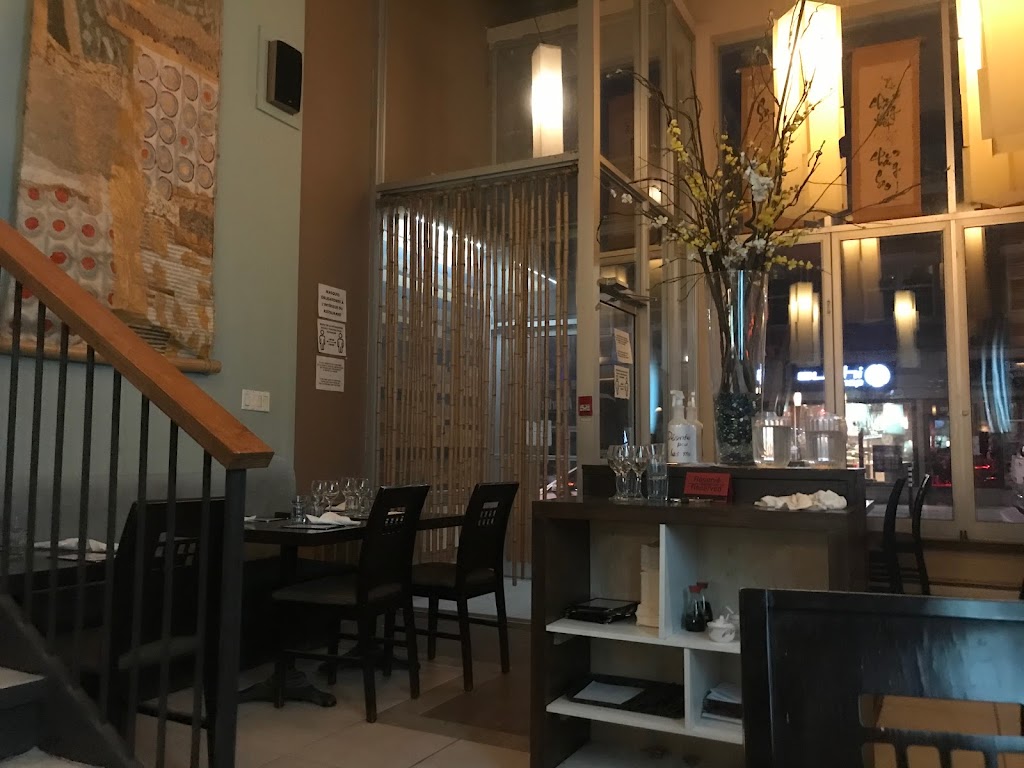 Restaurant Fantasie | 1355 Rue Sainte-Catherine E, Montréal, QC H2L 2H7, Canada | Phone: (514) 523-3466