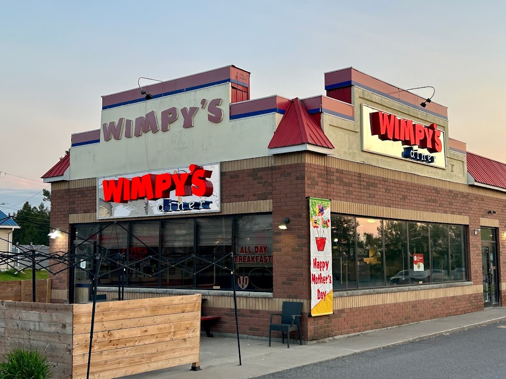 Wimpys Diner | 1001 Division St, Cobourg, ON K9A 3J2, Canada | Phone: (905) 373-4033