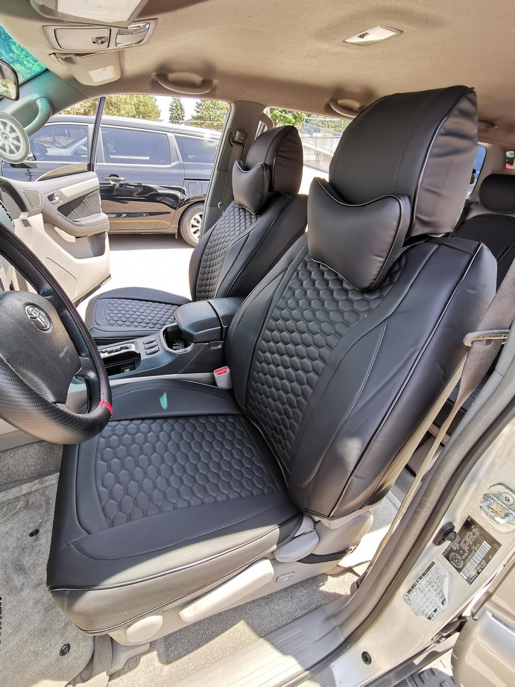 Star5 seat covers | 3680 Victoria Park Ave, Toronto, ON M2H 3K1, Canada | Phone: (647) 896-8880