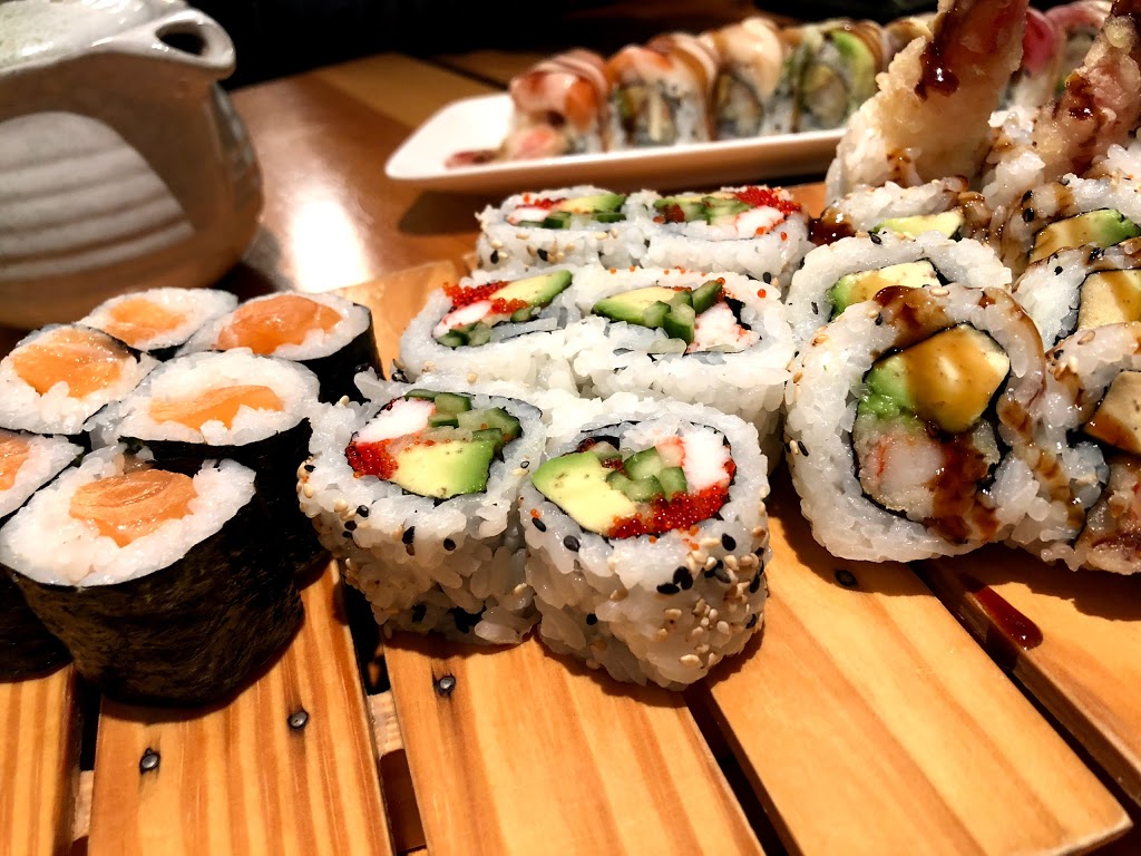 Paper Crane Sushi Bar & Bistro | 12975 Keele St #1, King City, ON L7B 1G2, Canada | Phone: (647) 693-5831