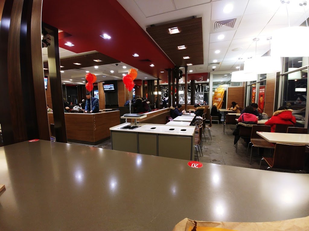 McDonalds | 1571 Sandhurst Cir, Scarborough, ON M1V 1V2, Canada | Phone: (416) 292-6706